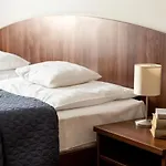 Tercia Hubertus Panzio 4*