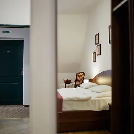 Tercia Hubertus Panzio Bed and Breakfast