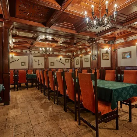 Tercia Hubertus Panzio Bed & Breakfast Šoproň