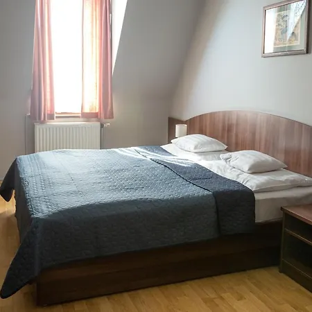 Tercia Hubertus Panzio Bed & Breakfast 4*