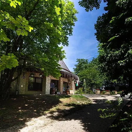 B&B Tercia Hubertus Panzio 쇼프론